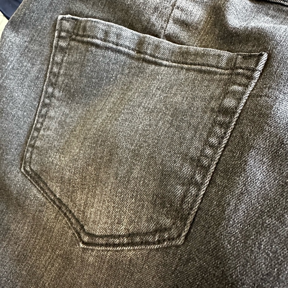 SHEIN Black Jeans - Picture 4 of 7